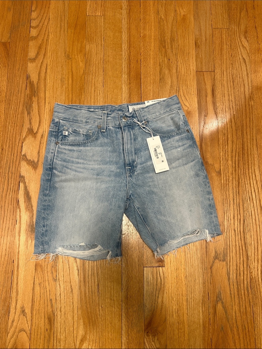 AG Adriano Goldschmied Light Blue Distressed Denim Shorts mid rise Bermuda ex bf